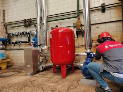 Solución técnica industrial para el tratamiento de tubos